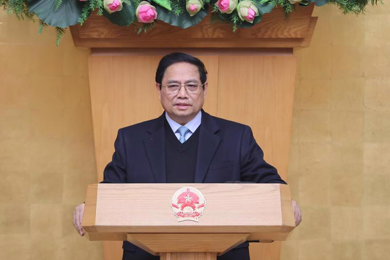 Prime Minister Pham Minh Chinh chairing the Government meeting. 