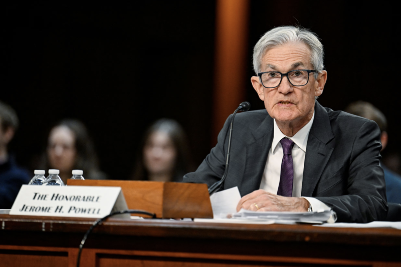 Chủ tịch Fed Jerome Powell tại buổi điều trần ngày 11/2 - Ảnh: Reuters.