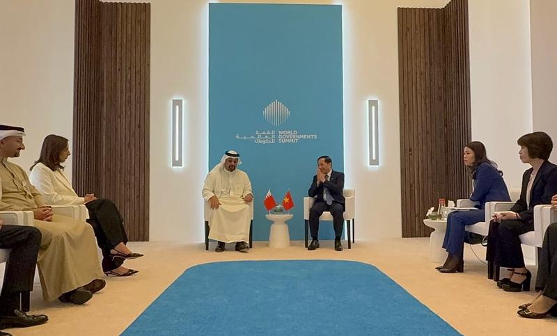 Deputy Prime Minister Bui Thanh Son Met with Bahrain’s Minister of Finance and National Economy Shaikh Salman bin Khalifa Al Khalifa on February 12. Photo: VGP.