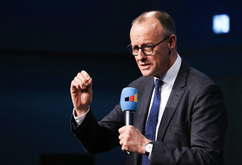 Chính trị gia Đức Friedrich Merz - Ảnh: Bloomberg.