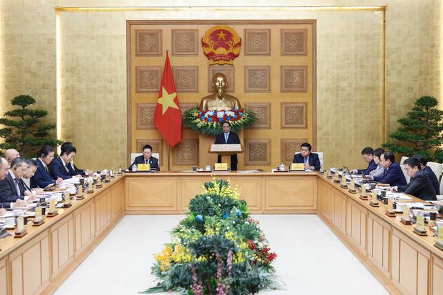 Prime Minister Pham Minh Chinh (center) addresses the dialogue with Japanese enterprises in Viet Nam, Ha Noi, March 1..(Photo: VGP)