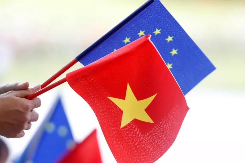 "Việt Nam hiện nằm trong nhóm 5 quốc gia dẫn đầu về năng lực khoa học trong khu vực Đông Nam Á, thành tựu có được nhờ phần lớn vào quan hệ hợp tác, đặc biệt với EU" - Thứ trưởng Bộ Khoa học và Công nghệ Bùi Thế Duy.