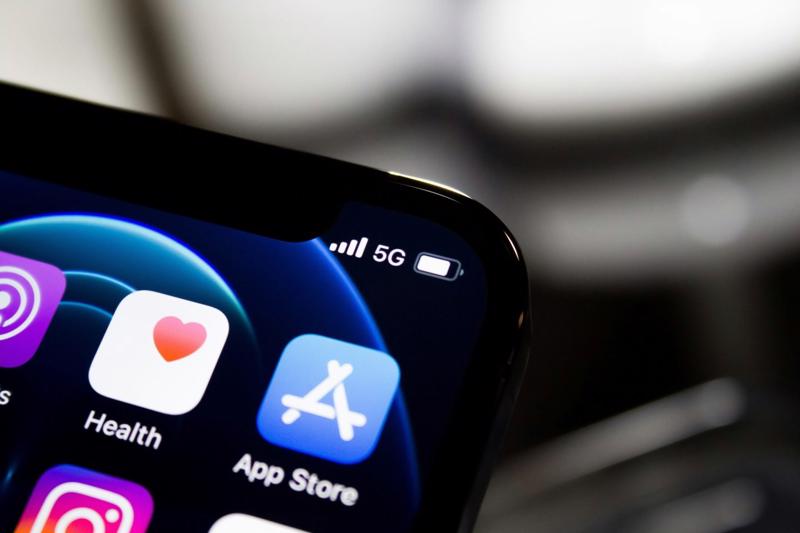 Apple bị cáo buộc “duy trì nguồn thu hàng tỷ USD công khai và thách thức chỉ thị của tòa”.