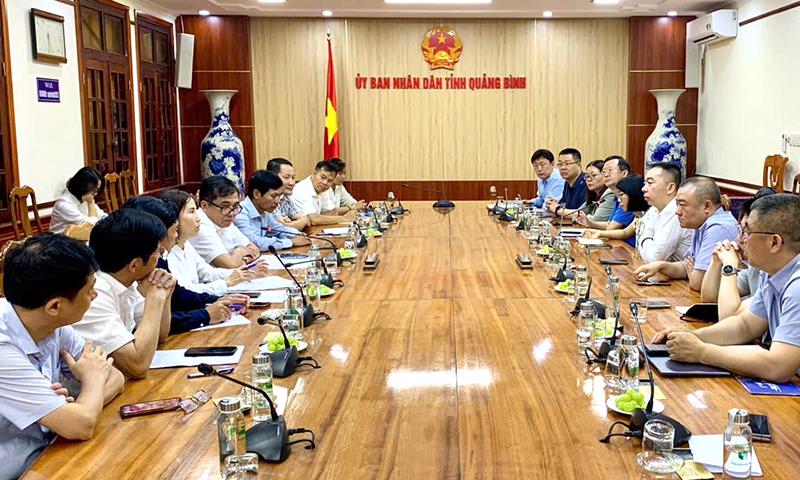 Quang cảnh buổi làm việc