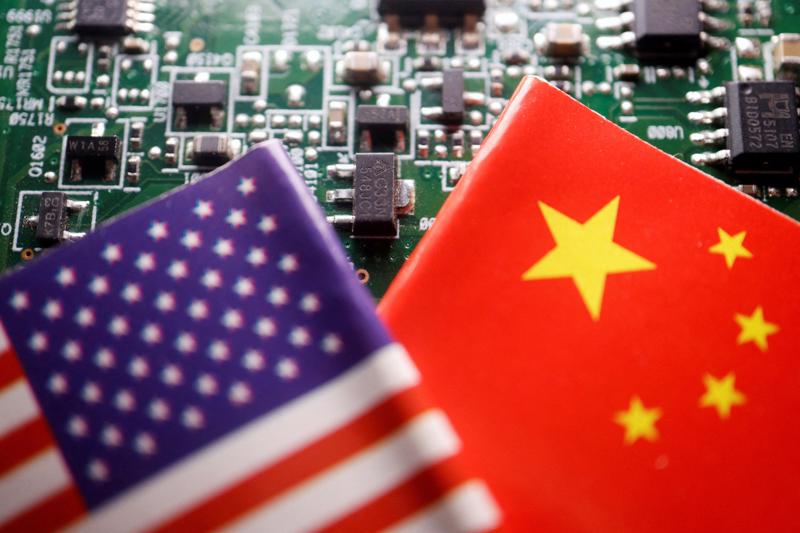 Bắc Kinh đã bắt đầu cuộc đua với Washington, lan tỏa công nghệ tới phần còn lại của thế giới. Ảnh: Reuters