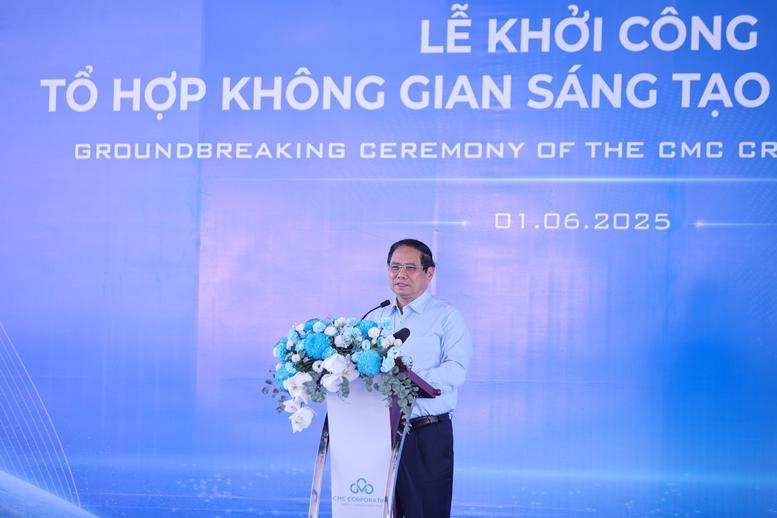 Prime Minister Pham Minh Chinh addresses the ground-breaking ceremomy for the Hanoi CMC Creative Space . (Photo:VGP)
