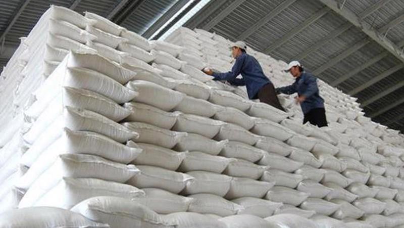 Quy định thương nhân xuất khẩu gạo phải sở hữu kho chứa thóc, gạo sẽ gia tăng đáng kể chi phí gia nhập thị trường cho các doanh nghiệp mới, doanh nghiệp nhỏ.
