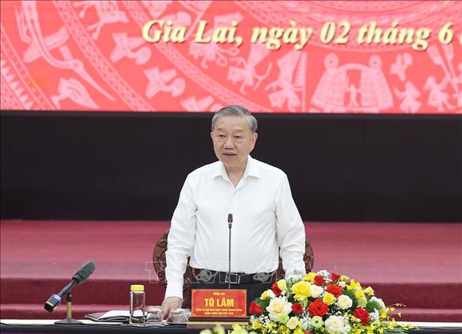 Tổng Bí thư Tô Lâm: Sau hợp nhất, tỉnh Gia Lai (mới) không chỉ lớn về quy mô mà còn mạnh về năng lực cạnh tranh. Ảnh: TTXVN