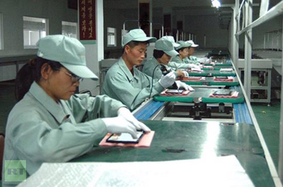 Triều Tiên sản xuất máy tính bảng tương tự iPad - Ảnh 1