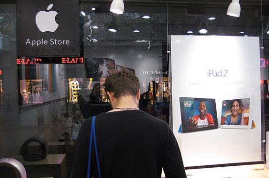 Trung Quốc “nhái” Apple Store y như thật - Ảnh 7