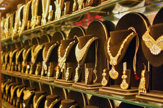 “Đột nhập” chợ vàng lớn nhất Ấn Độ - Ảnh 9