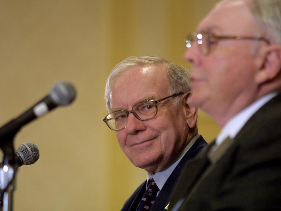 Cánh tay phải hơn 40 năm của Warren Buffett tại đế chế đầu tư là ai? - Ảnh 10.