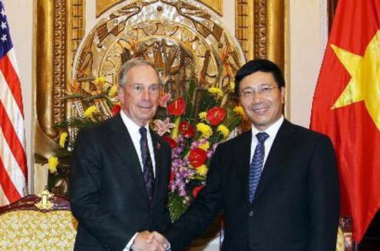 Một ngày của tỷ phú Bloomberg tại Việt Nam - Ảnh 10