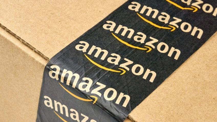 &quot;Nỗi ám ảnh khách hàng&quot; của Jeff Bezos giúp Amazon thành công ty 1.600 tỷ USD thế nào? - Ảnh 1.