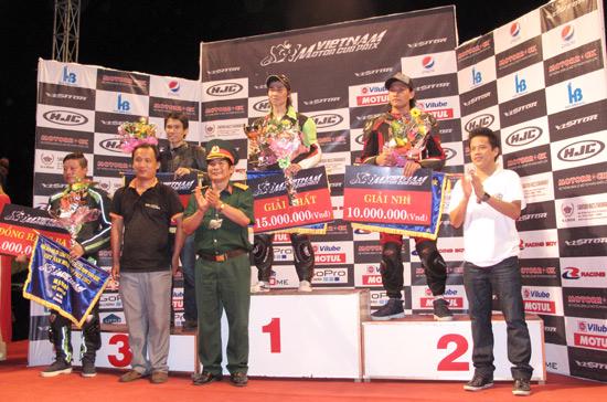 Thót tim giải đua Vietnam Motor Cub Prix 125cc - Ảnh 15
