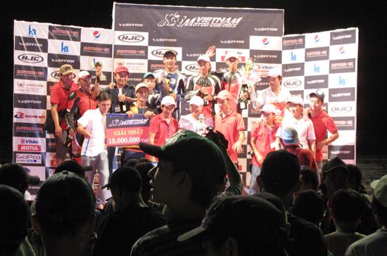 Thót tim giải đua Vietnam Motor Cub Prix 125cc - Ảnh 16