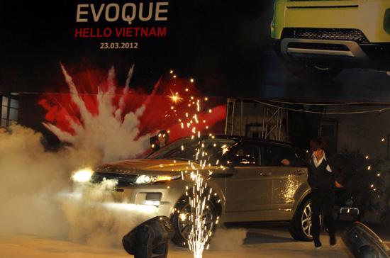Range Rover Evoque ra mắt tại Việt Nam với giá trên 2 tỷ đồng - Ảnh 13