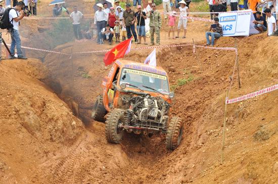 Vào “chảo lửa” đua xe địa hình lớn nhất Việt Nam - Ảnh 15
