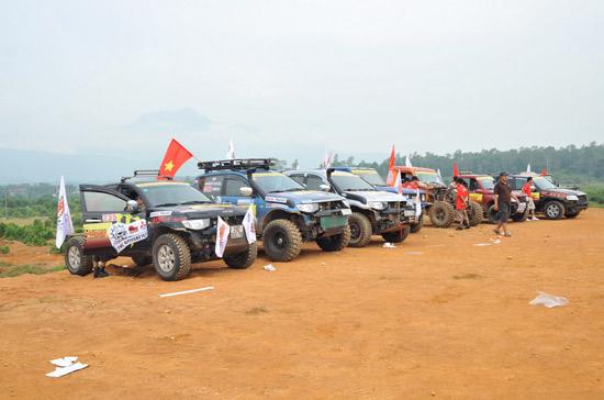 Vào “chảo lửa” đua xe địa hình lớn nhất Việt Nam - Ảnh 1
