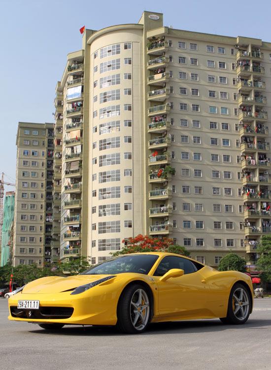 Chế ngự Ferrari 458 Italia sắc vàng duy nhất tại Việt Nam - Ảnh 12