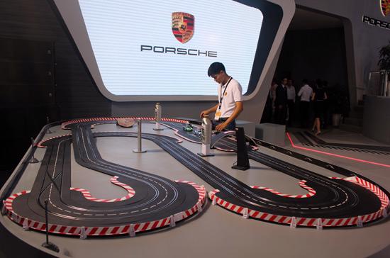 Porsche mang ba dòng xe tới Vietnam Motor Show 2012 - Ảnh 10