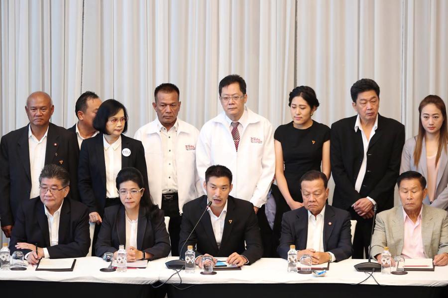 Ủy ban bầu cử Thái Lan công bố kết quả kiểm phiếu toàn quốc - Ảnh 1.