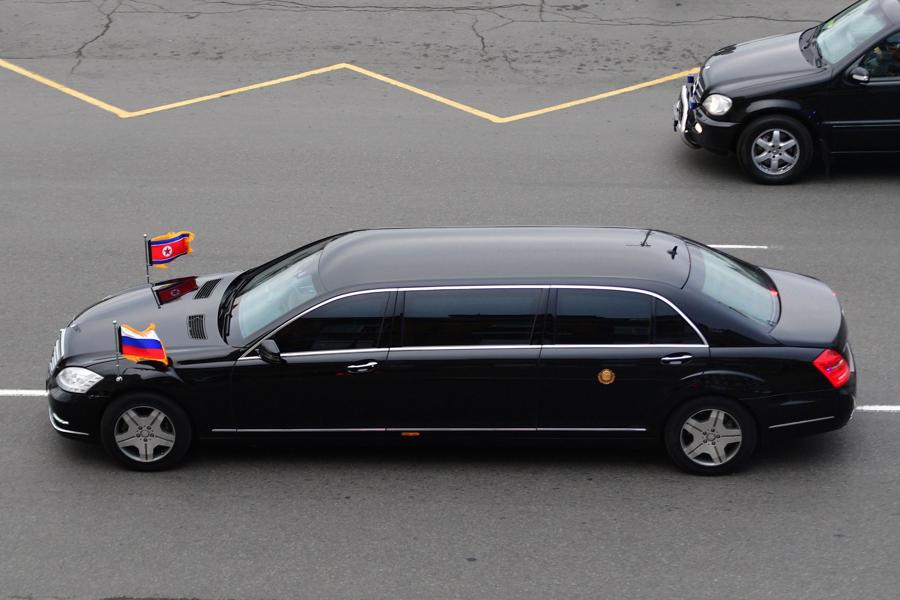 2 siêu xe Mercedes của ông Kim Jong Un có gì đặc biệt? - Ảnh 2.