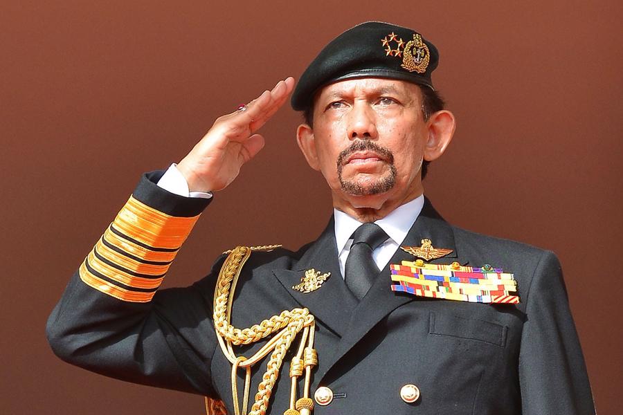 2 Sultan Hassanal Bolkiah, Brunei - Time