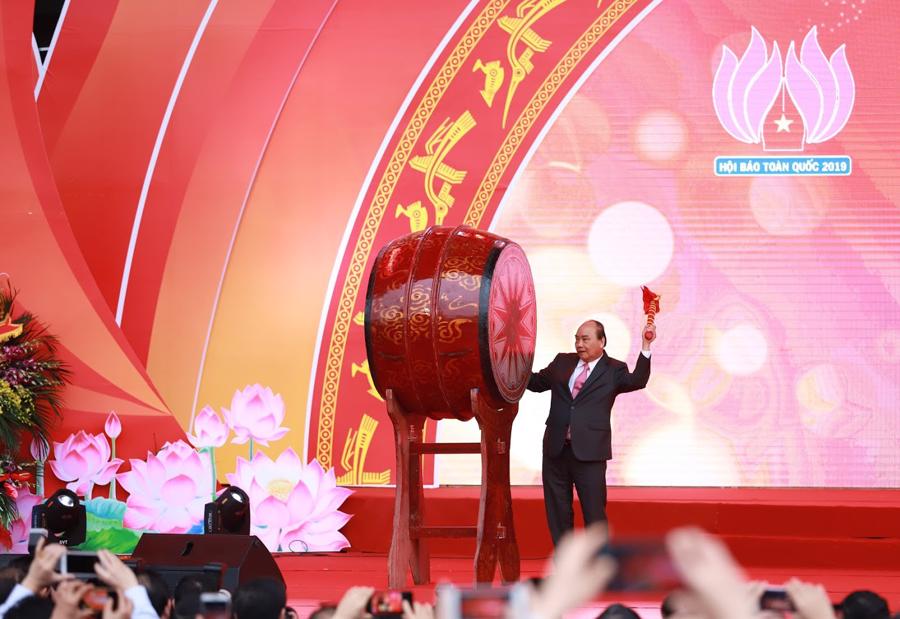 Thủ tướng Nguyễn Xuân Phúc khai mạc Hội báo toàn quốc năm 2019 - Ảnh 2.