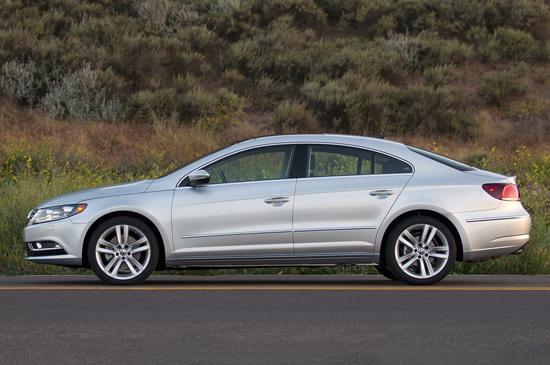 Volkswagen Passat CC 2013 mới từ trong ra ngoài - Ảnh 2