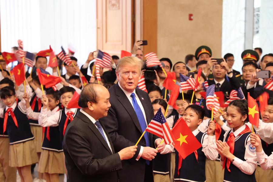 Thủ tướng Nguyễn Xuân Phúc hội kiến Tổng thống Donald Trump - Ảnh 2.