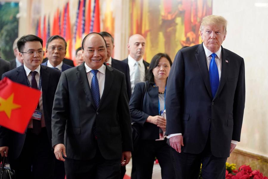 Thủ tướng Nguyễn Xuân Phúc hội kiến Tổng thống Donald Trump - Ảnh 4.