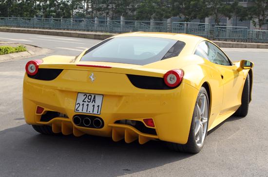 Chế ngự Ferrari 458 Italia sắc vàng duy nhất tại Việt Nam - Ảnh 4