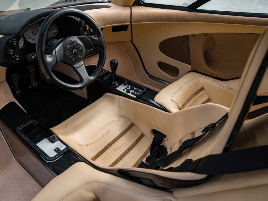 Xe hiếm McLaren F1 được bán với giá kỷ lục 19,8 triệu USD - Ảnh 5. Xe hiếm McLaren F1 được bán với giá kỷ lục 19,8 triệu USD - Ảnh 5.