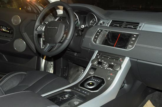 Range Rover Evoque ra mắt tại Việt Nam với giá trên 2 tỷ đồng - Ảnh 5