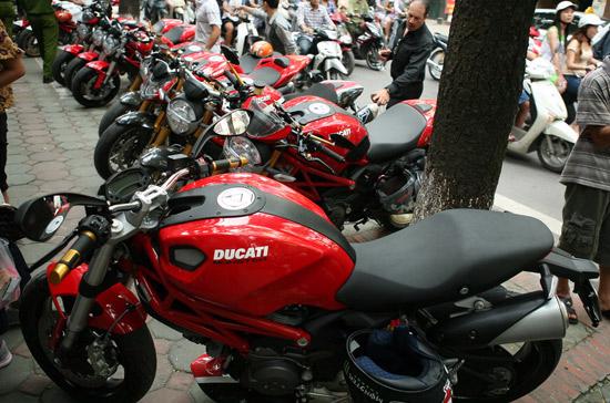 Ducati chính thức “đổ bộ” ra Hà Nội - Ảnh 5