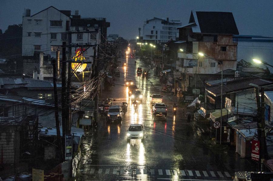 Hình ảnh Philippines sau siêu bão mạnh nhất thế giới từ đầu  năm đổ bộ - Ảnh 9.