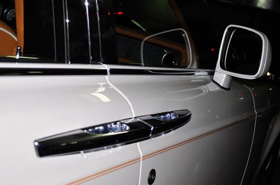 Rolls-Royce Phantom cực hiếm “nhập tịch” Hà Nội - Ảnh 15