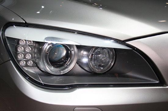 Cận cảnh BMW 7 series Premium Edition 2011 - Ảnh 4