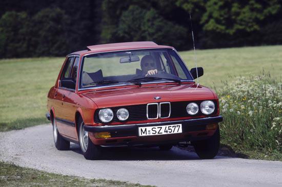 5 dấu mốc lịch sử của BMW 5 Series - Ảnh 2