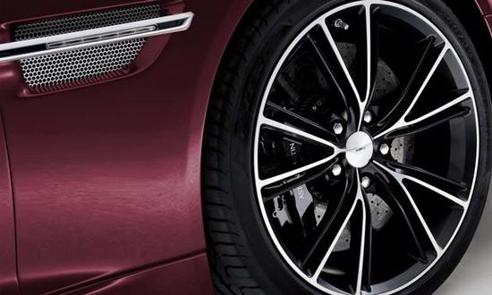 Aston Martin Vanquish: Đẳng cấp siêu xe Anh quốc - Ảnh 8