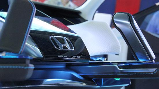 Honda Việt Nam tạo bất ngờ tại Vietnam Motor Show 2012 - Ảnh 4