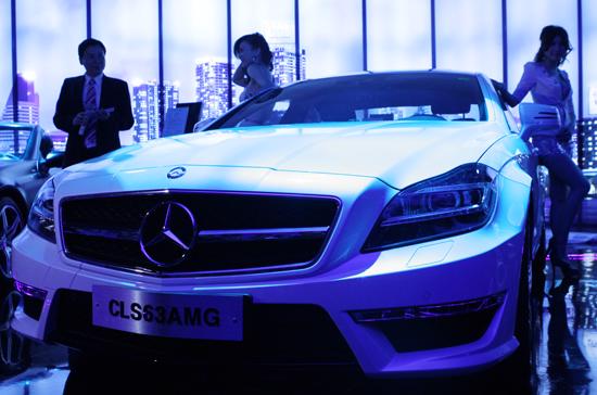 Huyền ảo màn giới thiệu Mercedes C-Class 2012 - Ảnh 8
