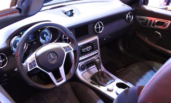 Xe mui trần Mercedes SLK350 “lột xác” trong phiên bản mới - Ảnh 7
