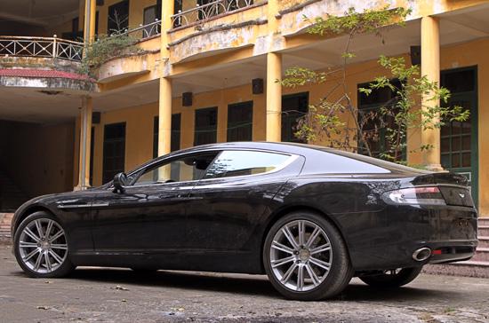 Đánh giá Aston Martin Rapide: “Nữ hoàng”… thiếu đất diễn  - Ảnh 3