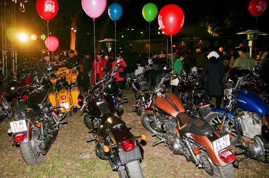 Dàn xe Harley-Davidson "khủng" tụ họp tại Hà Nội - Ảnh 4