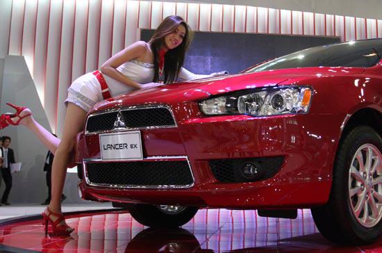 Muôn vẻ người đẹp Vietnam Motor Show 2009 - Ảnh 8