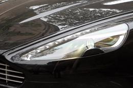 Đánh giá Aston Martin Rapide: “Nữ hoàng”… thiếu đất diễn - Ảnh 16