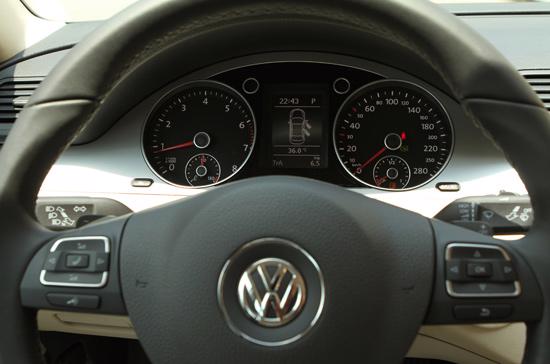 Đánh giá Volkswagen Passat CC: Nhàn nhã… - Ảnh 10