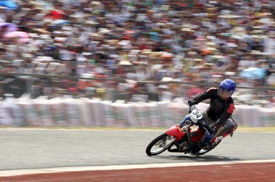 Cuồng nhiệt giải đua môtô thể thao tại Việt Nam - Ảnh 15
